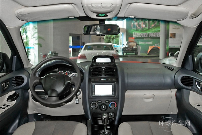 2013款 1.8T 自動兩驅天窗版