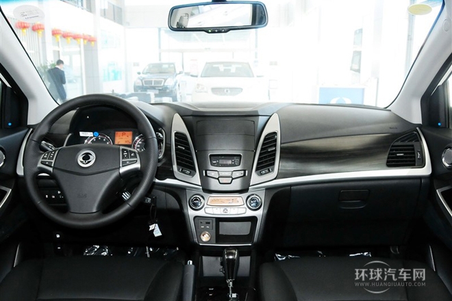 2014款 2.0L 汽油兩驅自動豪華導航版