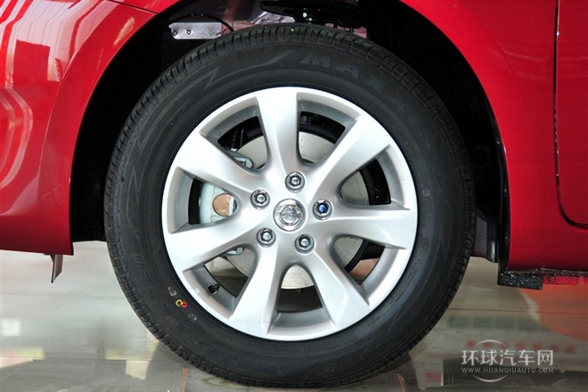 2011款 1.6L CVT舒適型