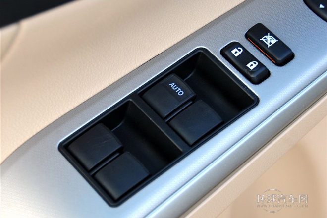 2012款 駿瑞 2.5S 凌動版