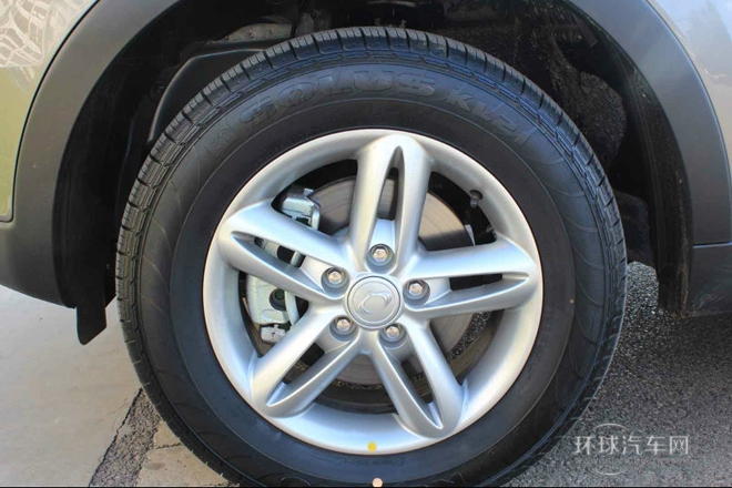 2011款 2.0T 柴油兩驅手動舒適導航版