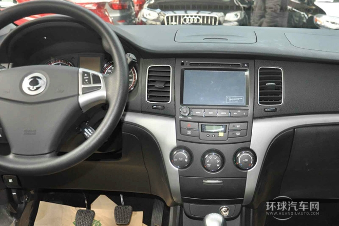 2011款 2.0T 柴油兩驅(qū)手動(dòng)舒適導(dǎo)航版