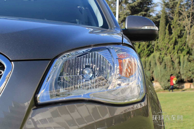 2011款 2.0T 柴油兩驅(qū)手動舒適導(dǎo)航版