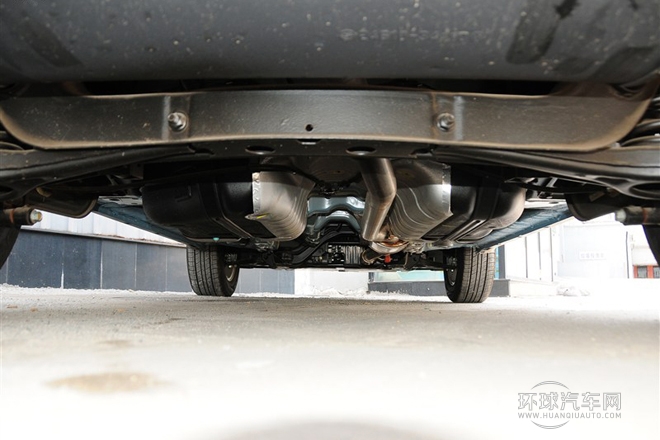 2011款 2.0T 柴油兩驅(qū)自動精英導航版