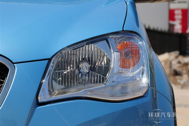 2011款 2.0T 柴油兩驅(qū)自動(dòng)精英導(dǎo)航版