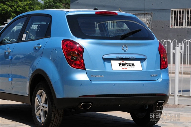 2011款 2.0T 柴油兩驅(qū)自動(dòng)精英導(dǎo)航版