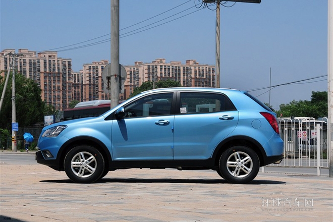 2011款 2.0T 柴油兩驅(qū)自動精英導(dǎo)航版