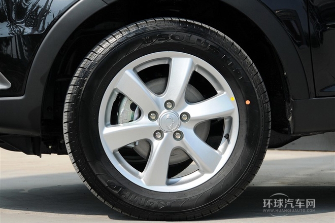 2011款 2.0T 柴油兩驅(qū)自動豪華導航版