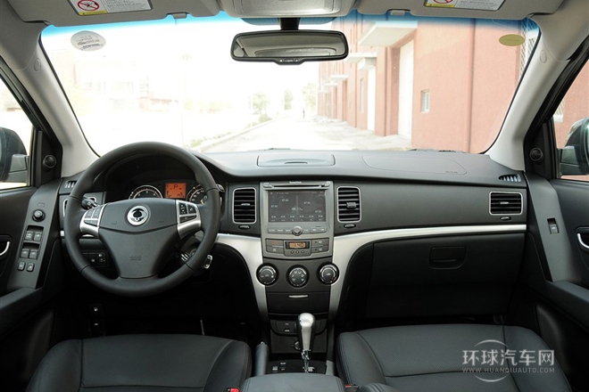 2011款 2.0T 柴油兩驅自動豪華導航版