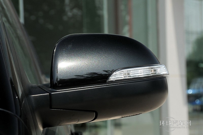 2011款 2.0T 柴油兩驅自動豪華導航版