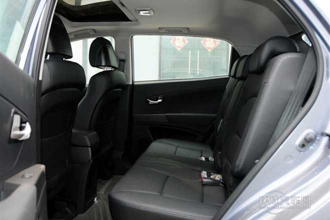 2011款 2.0T 柴油四驅自動精英導航版