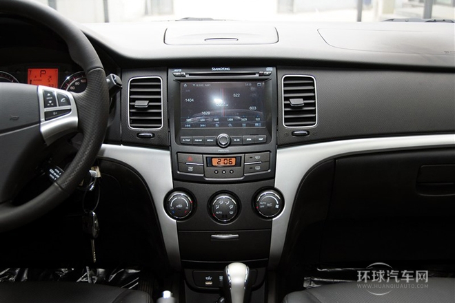 2011款 2.0T 柴油四驅(qū)自動(dòng)精英導(dǎo)航版