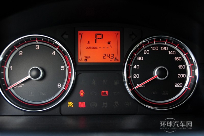 2011款 2.0T 柴油四驅自動豪華導航版