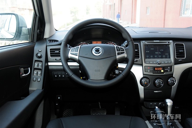 2011款 2.0T 柴油四驅自動豪華導航版