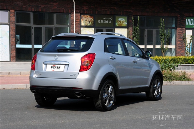 2011款 2.0T 柴油四驅(qū)自動(dòng)豪華導(dǎo)航版