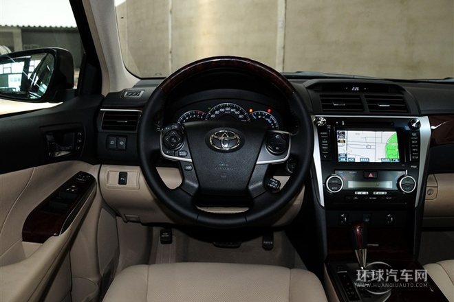 2012款 2.5V 至尊導(dǎo)航版