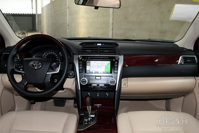 2012款 2.5V 至尊導(dǎo)航版