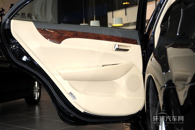 2011款 1.8T 自動舒適汽油版