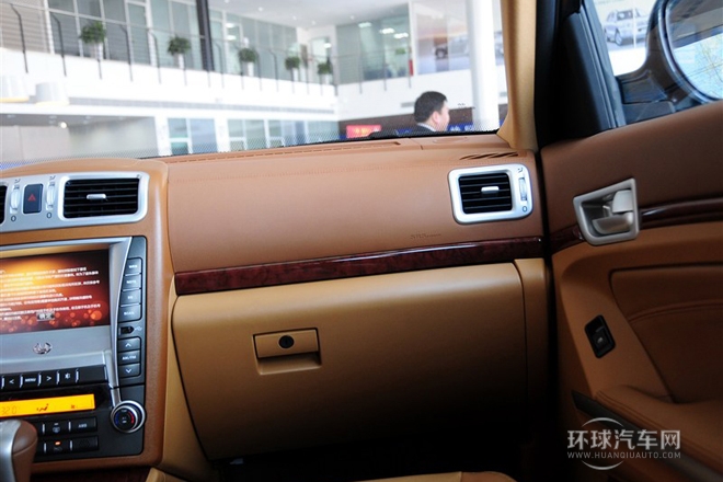 2012款 2.0T 手動兩驅智匯版