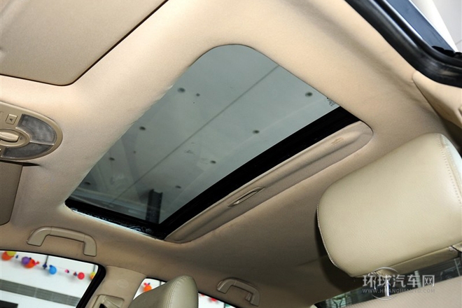 2011款 1.8T 自動(dòng)豪華汽油版