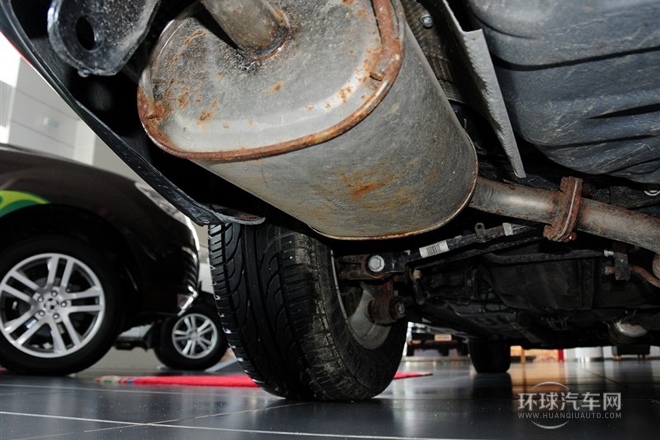 2011款 1.8T 自動豪華汽油版