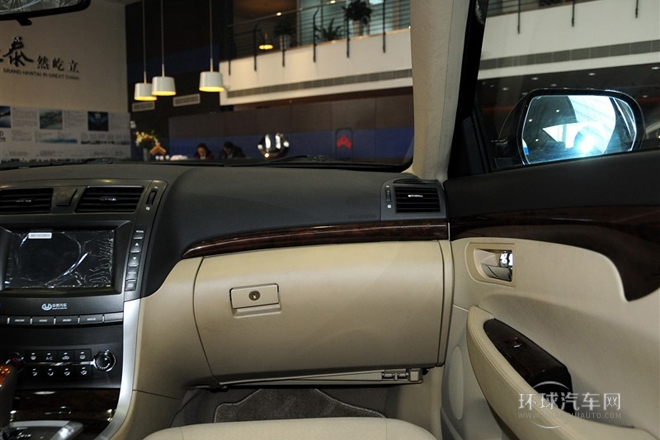 2011款 1.8T 自動舒適汽油版