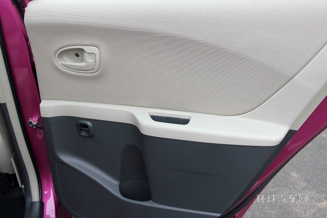 2011款 1.6E 手動魅動版