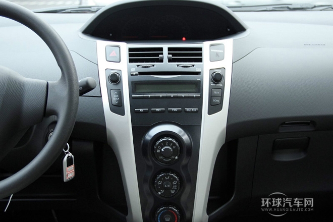 2011款 1.6E 手動魅動版