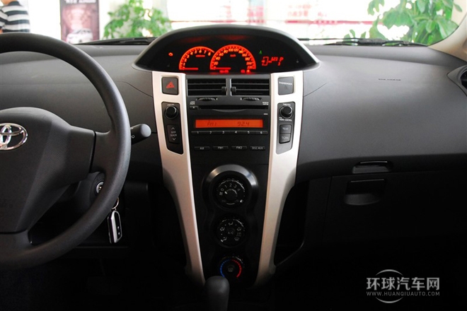 2011款 1.6E 自動魅動版