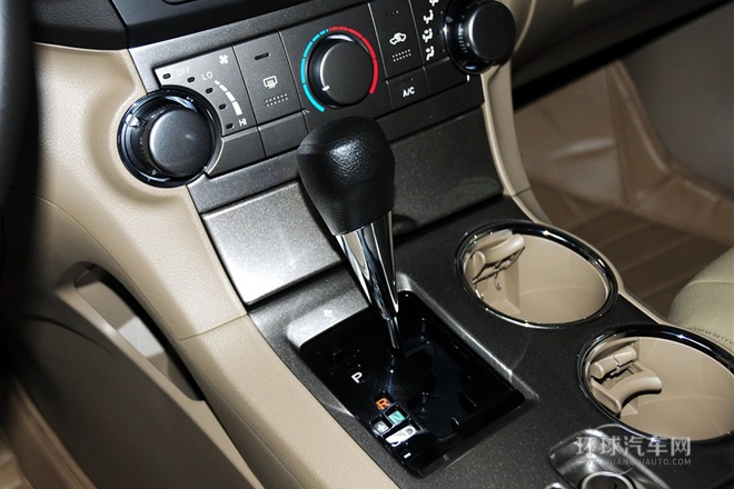 2013款 2.7L 兩驅5座紫金版