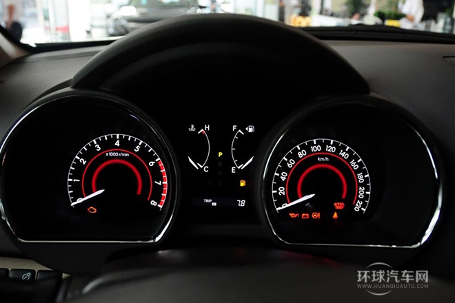 2013款 2.7L 兩驅5座紫金版