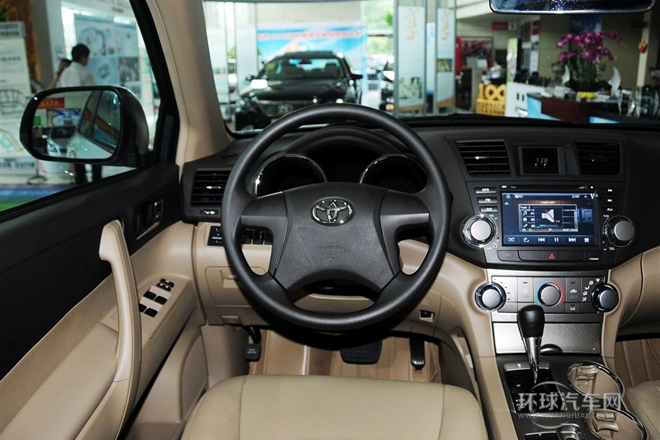 2013款 2.7L 兩驅5座紫金版