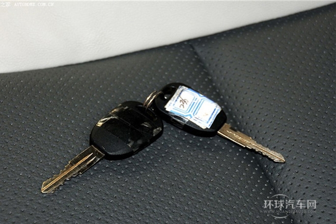 2013款 1.0L興業型