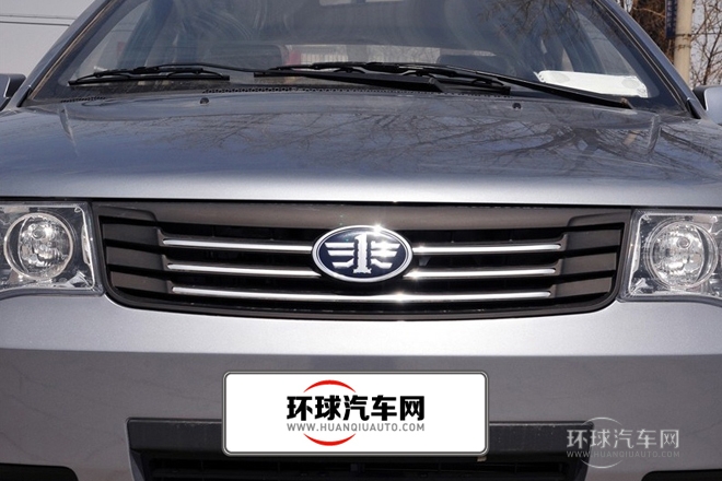 2011款 三廂 1.5L 手動標準型