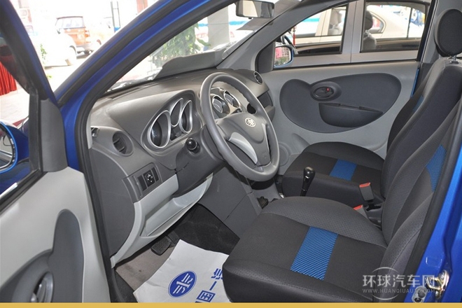2012款 CROSS 1.3L AMT旗艦型