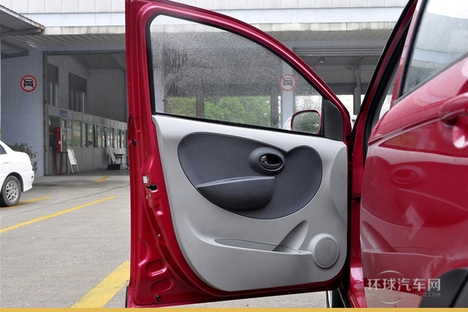 2012款 CROSS 1.3L 手動豪華型