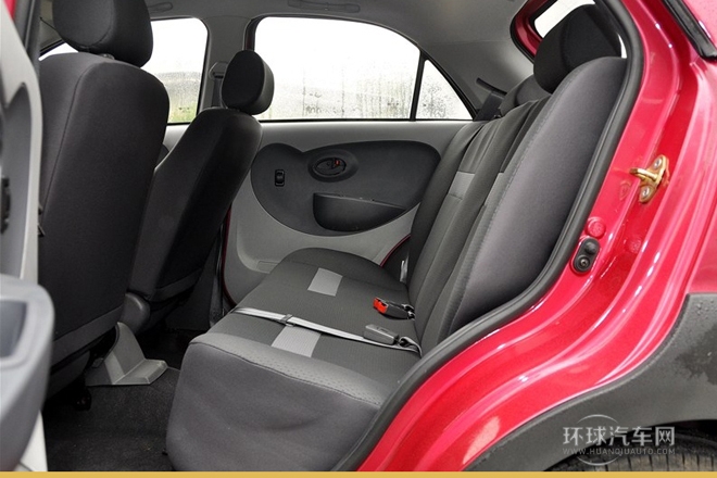 2012款 CROSS 1.3L 手動(dòng)豪華型