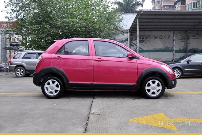 2012款 CROSS 1.3L 手動(dòng)豪華型