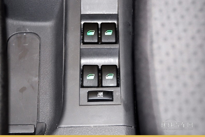 2010款 1.3L 手動豪華型