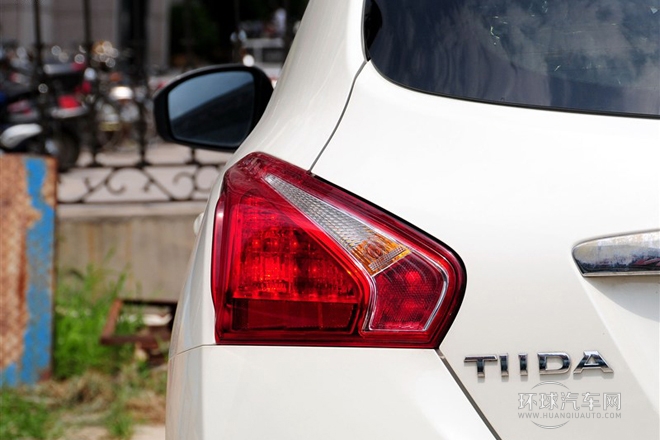 2011款 1.6L 手動智能型