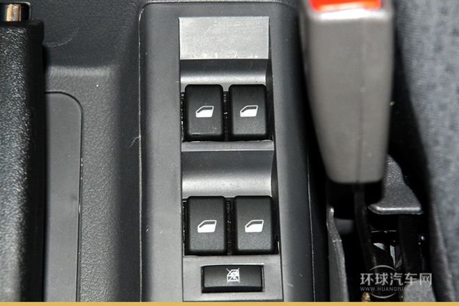 2010款 1.3L 手動舒適型