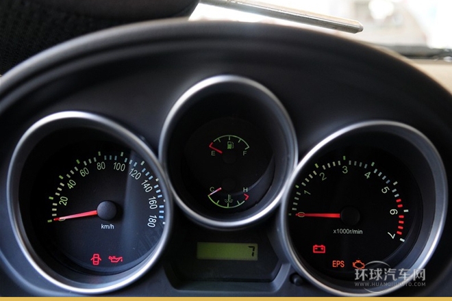 2010款 1.3L 手動舒適型