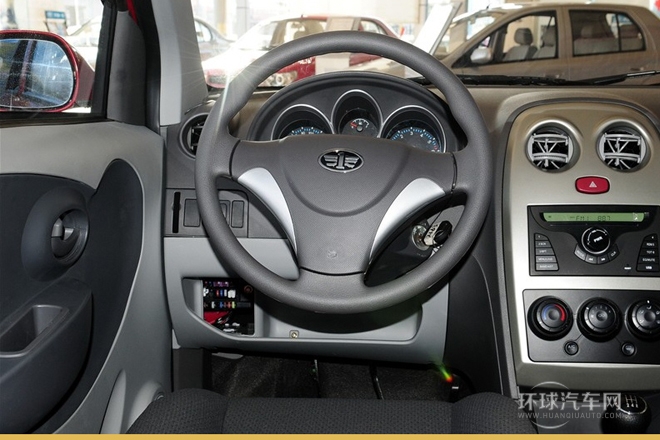 2010款 1.3L 手動舒適型