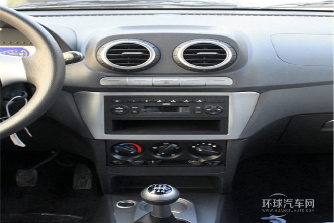 2011款 1.0L 手動征途版