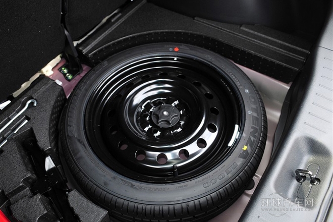 2011款 1.6T M-CVT致酷版