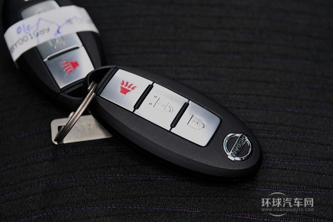 2011款 1.6T M-CVT致酷版