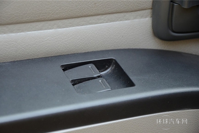 2013款 1.0L加長興業型