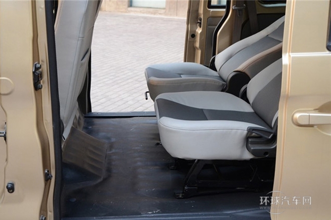 2013款 1.3L加長興業(yè)型