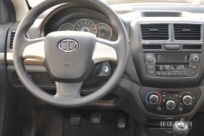 2013款 1.5L 手動標準型 國V