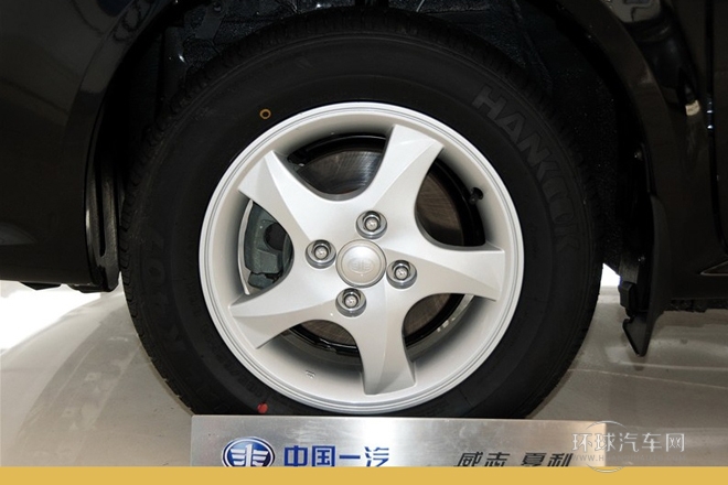 2013款 1.5L 手動(dòng)精英型 國(guó)IV